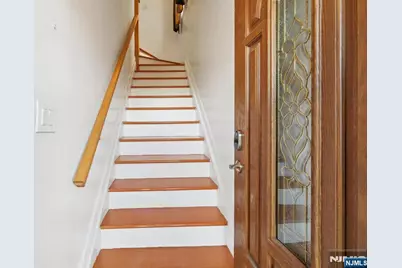 32 Hudson Terrace 2 #2, Edgewater, NJ 07020 - Photo 2