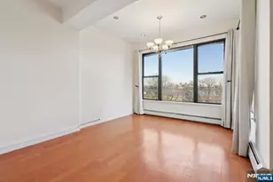 32 Hudson Terrace 2, Edgewater, NJ 07020 - Photo 10