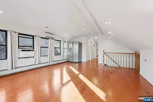 32 Hudson Terrace 2, Edgewater, NJ 07020 - Photo 30