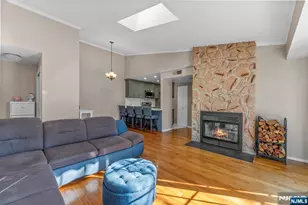 753 Summer 3D, Newark, NJ 07104 - Photo 6