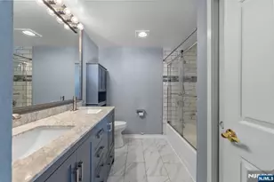 753 Summer 3D, Newark, NJ 07104 - Photo 26