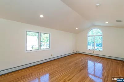 405 Chestnut Street 1 #1, Ridgefield, NJ 07657 - Photo 12