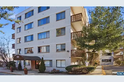 1375 River Road 1K #1K, Edgewater, NJ 07020 - Photo 2