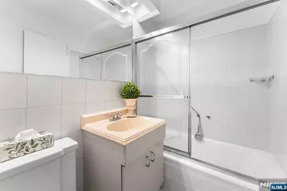 1375 River Road 1K #1K, Edgewater, NJ 07020 - Photo 12