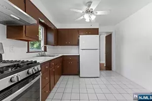 409 Tappan Road 2, Norwood, NJ 07648 - Photo 8