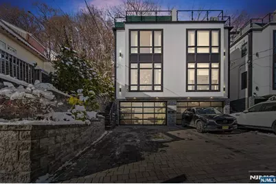 606 Undercliff Avenue 1 #1, Edgewater, NJ 07020 - Photo 32