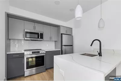 1435 10th Street 209 #209, Fort Lee, NJ 07024 - Photo 1