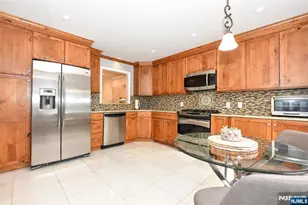 272 Belmont Pl 272, Mahwah, NJ 07430 - Photo 6