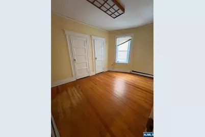 594 Valley Road 4 #4, Montclair, NJ 07043 - Photo 2