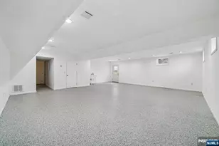 255 Westminster Pl, Lodi, NJ 07644 - Photo 40