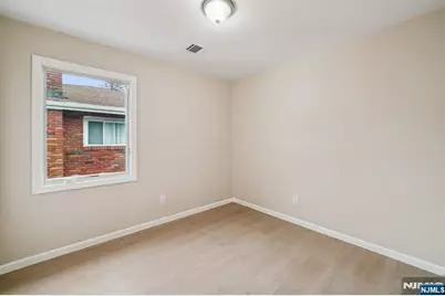 255 Westminster Place, Lodi, NJ 07644 - Photo 36