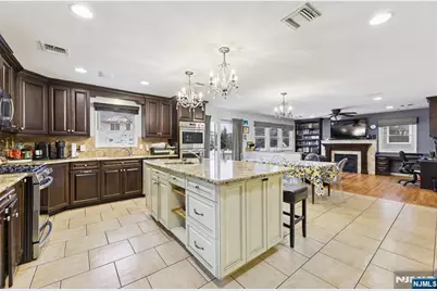 50 Highgate Terrace, Bergenfield, NJ 07621 - Photo 12