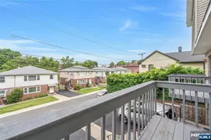 2410 3rd St, Fort Lee, NJ 07024 - Photo 26