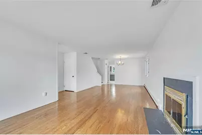 2410 3rd Street, Fort Lee, NJ 07024 - Photo 4