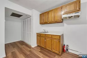 2410 3rd St, Fort Lee, NJ 07024 - Photo 24