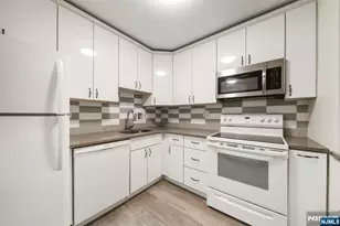 7855 Blvd East 21K, North Bergen, NJ 07047 - Photo 6