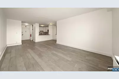 7855 Boulevard East 21K #21K, North Bergen, NJ 07047 - Photo 4