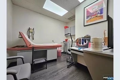 842 Clifton Avenue 6 #6, Clifton, NJ 07013 - Photo 36