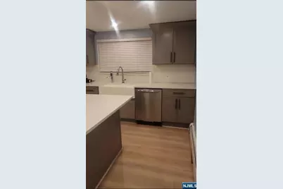 113 Linden Avenue, Clifton, NJ 07014 - Photo 6