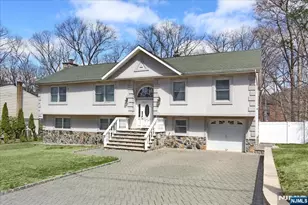 50 Roger Ct, Ringwood, NJ 07456 - Photo 2