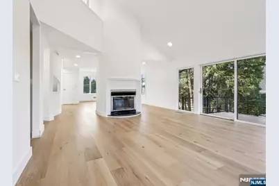 22 Laurence Court, Closter, NJ 07624 - Photo 16