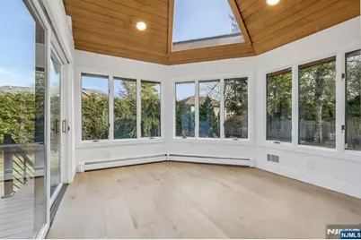 22 Laurence Court, Closter, NJ 07624 - Photo 14