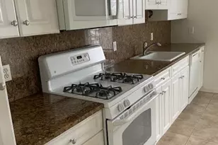 2174 Edwin Ave, Fort Lee, NJ 07024 - Photo 4