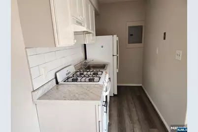 61-65 E Main Street 12 #12, Bogota, NJ 07603 - Photo 4