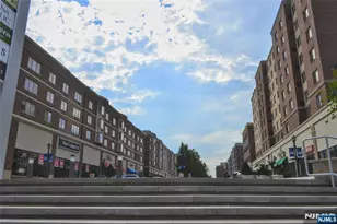 3110 City Pl, Edgewater, NJ 07020 - Photo 4