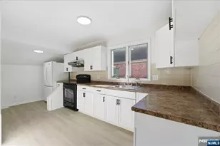 85 Beckwith Pl 2, Rutherford, NJ 07070 - Photo 6