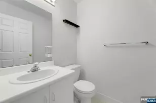 2198 Kent Ct, Mahwah, NJ 07430 - Photo 12