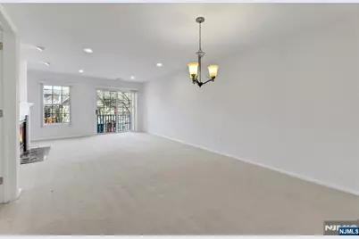 2198 Kent Court, Mahwah, NJ 07430 - Photo 10