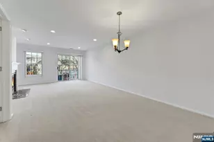 2198 Kent Ct, Mahwah, NJ 07430 - Photo 10