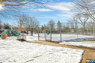 2198 Kent Ct, Mahwah, NJ 07430 - Photo 32