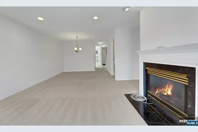 2198 Kent Court, Mahwah, NJ 07430 - Photo 16