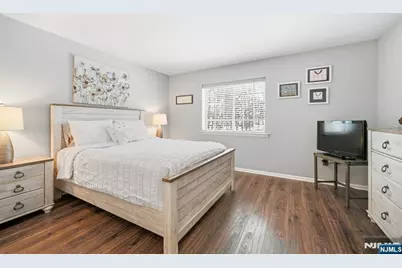 3811 Melville Court, Mahwah, NJ 07430 - Photo 20