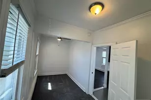 24 Pamrapo Ave 2, Jersey City, NJ 07305 - Photo 30