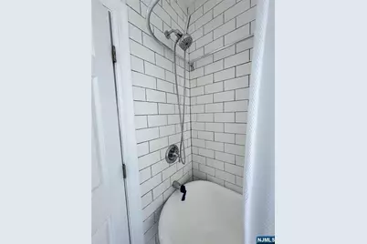 24 Pamrapo Avenue 2 #2, Jersey City, NJ 07305 - Photo 24