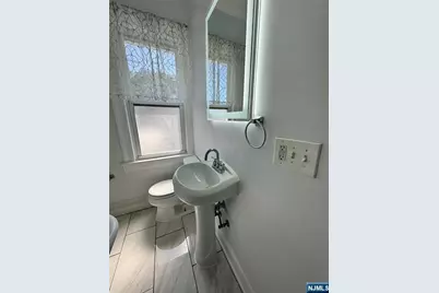 24 Pamrapo Avenue 2 #2, Jersey City, NJ 07305 - Photo 22