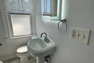 24 Pamrapo Ave 2, Jersey City, NJ 07305 - Photo 22