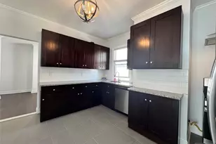 24 Pamrapo Ave 2, Jersey City, NJ 07305 - Photo 16