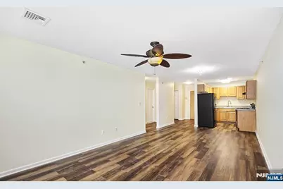 9 Madison Avenue 18 #18, Paterson, NJ 07524 - Photo 4