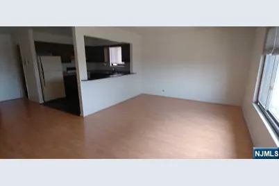 183 Palisade Avenue 2B #2B, Cliffside Park, NJ 07010 - Photo 2