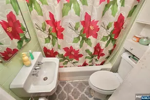 214 Ashland Ave, Bloomfield, NJ 07003 - Photo 10
