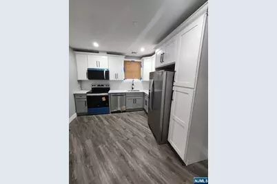 93 Hughes Street 2 #2, Maplewood, NJ 07040 - Photo 8