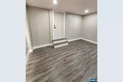 93 Hughes Street 2 #2, Maplewood, NJ 07040 - Photo 2