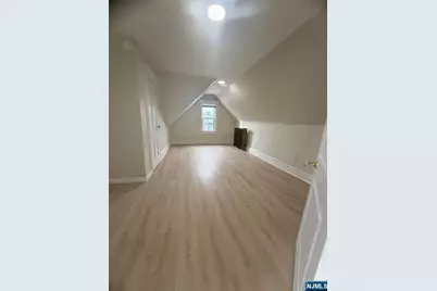 70 Charles Street 2 Fl #2 FL, Jersey City, NJ 07307 - Photo 8