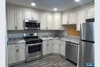 310 Linden Street, Mahwah, NJ 07430 - Photo 2