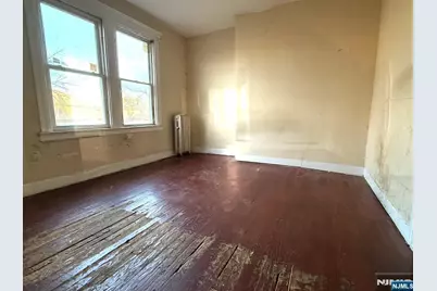 66 Scheerer, Newark, NJ 07112 - Photo 16