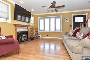 26 Waldwick Ave, Waldwick, NJ 07463 - Photo 6